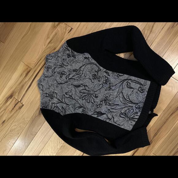 Anthropologie Kniitted and Knotted Sweater Jacket! Small! Beautiful! - Picture 6 of 9